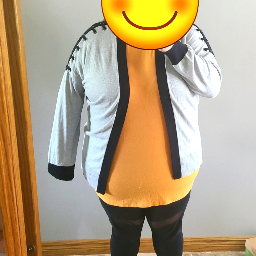 Dex Cardigan